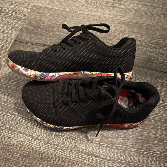 Nobull Women’s Floral Trainer - Picture 3 of 4